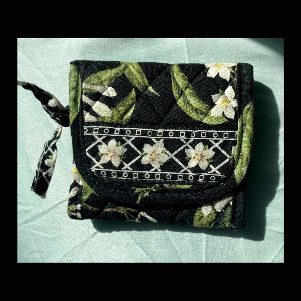 Vera Bradley Jasmine Tri-fold Velcro Wallet y2k